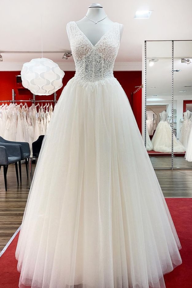 Classy Princess V-neck Long Ruffles Ivory Wedding Dress With Tulle Lace | Ballbellas Ballbellas