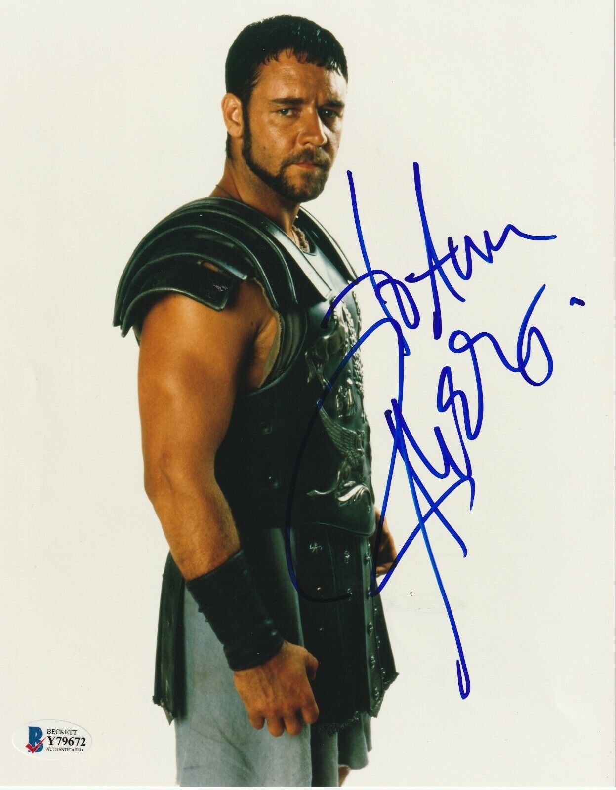 RUSSELL CROWE Signed GLADIATOR 8x10 Photo Poster painting with Beckett COA