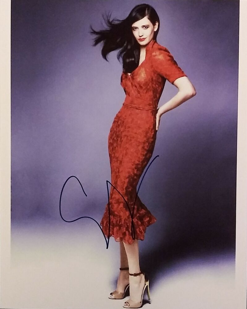 Eva Green signed 8 x 10