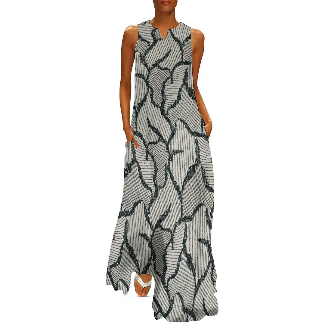 Style & Comfort for Mature Women Plus Size Printed Sleeveless Casual Women Maxi Dress with Pockets in Pattern Green, Textile