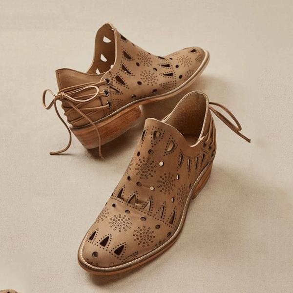 Vintage Chic Western Hollow Boots -loafers