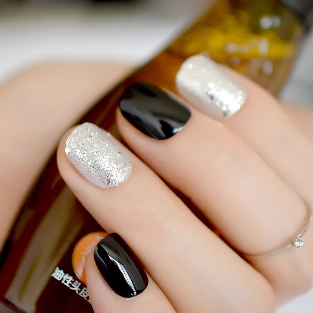 BLack Gel Fantasy Short Fake Nails Ready To Wear Designed Nails Sparkly Glitter Short Length Round Painted Veil, 24 ct-Nail Inspo