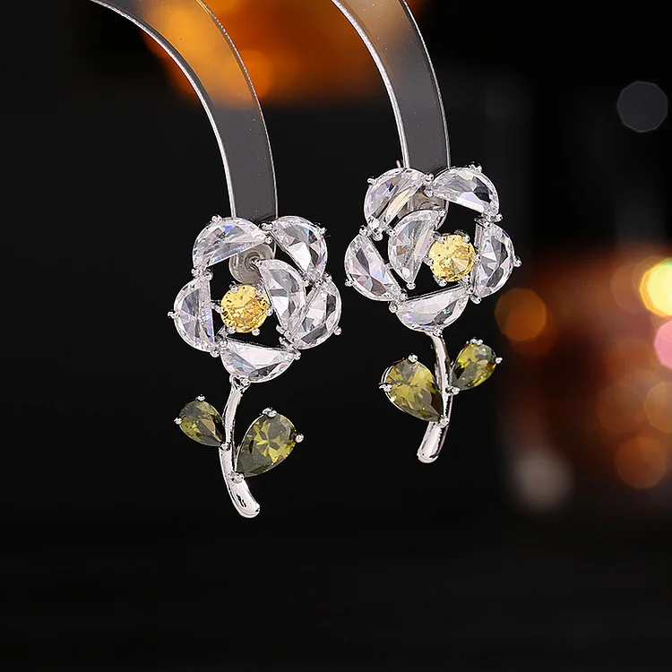 Diamond Rose Earings KERENTILA