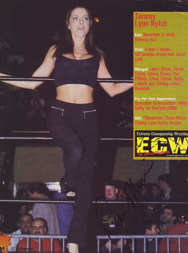 WWE WWF DAWN MARIE AUTOGRAPHED HAND SIGNED 8X10 Photo Poster painting WRESTLING PICTURE