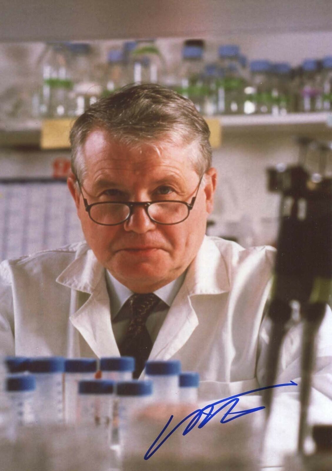 Luc Montagnier MEDICINE NOBEL PRIZE 2008 autograph, In-Person signed Photo Poster painting