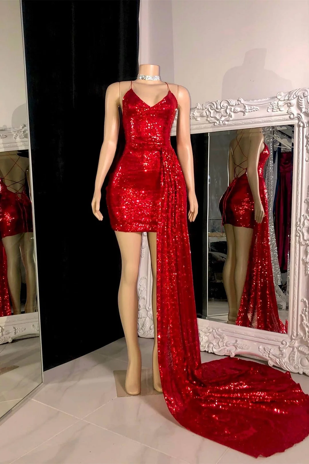 Red Short Prom Dress Sleeveless Simple With Long Trail Sequins YL0139