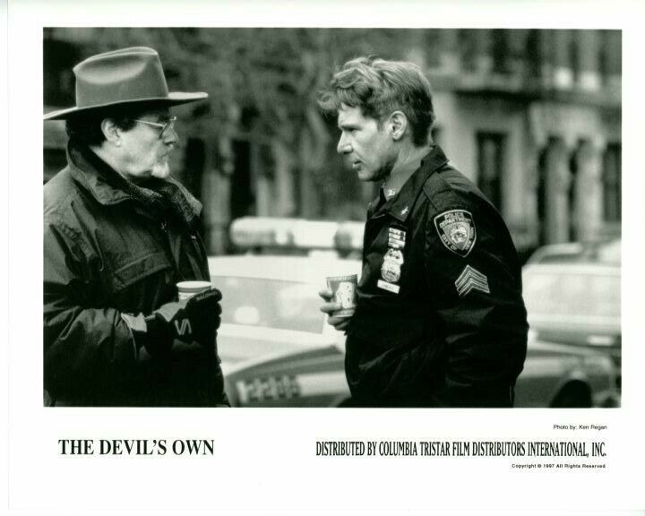 Harrison Ford The Devil's Own Original Press 8X10 Photo Poster painting