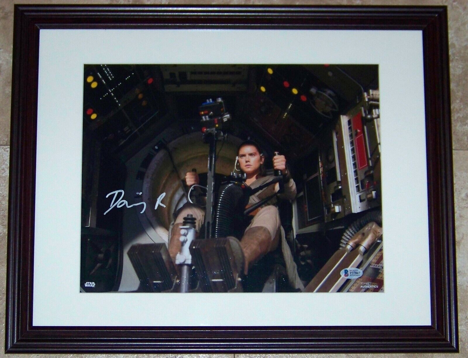 Daisy Ridley STAR WARS REY Signed Framed 11x14 Photo Poster painting Beckett BAS WITNESSED COA!