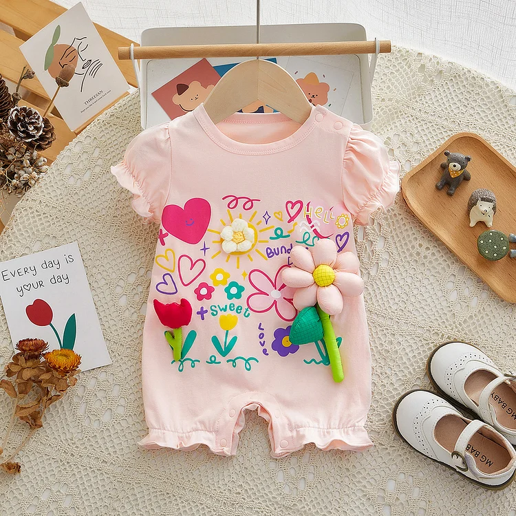 Baby Girl Heart Print & 3D Floral Suspender Short Sleeve Romper