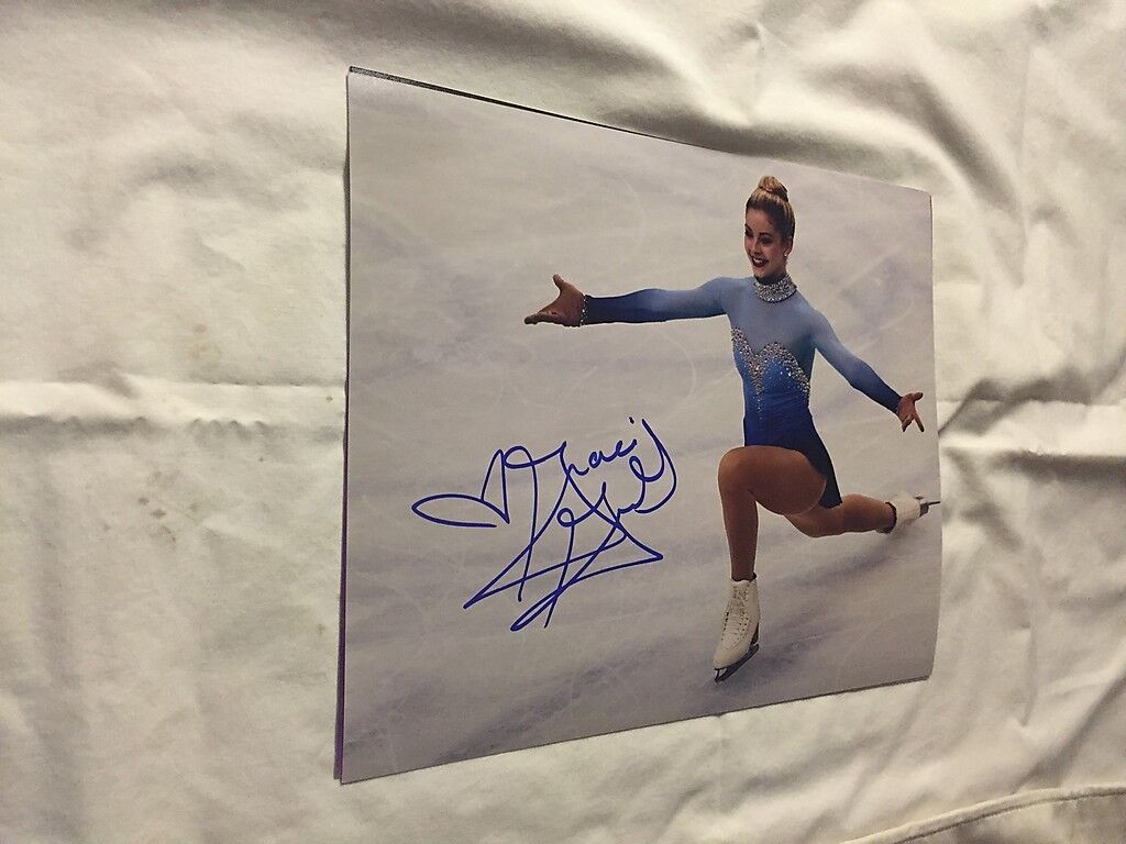 GRACIE GOLD US AMERICAN FIGURE SKATER SILVER MEDALIST SIGNED AUTOGRAPHED 8X10 3