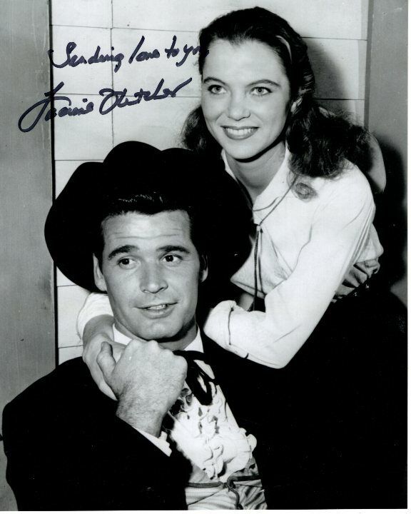 LOUISE FLETCHER signed autographed MAVERICK KATHY BENT Photo Poster painting GREAT CONTENT