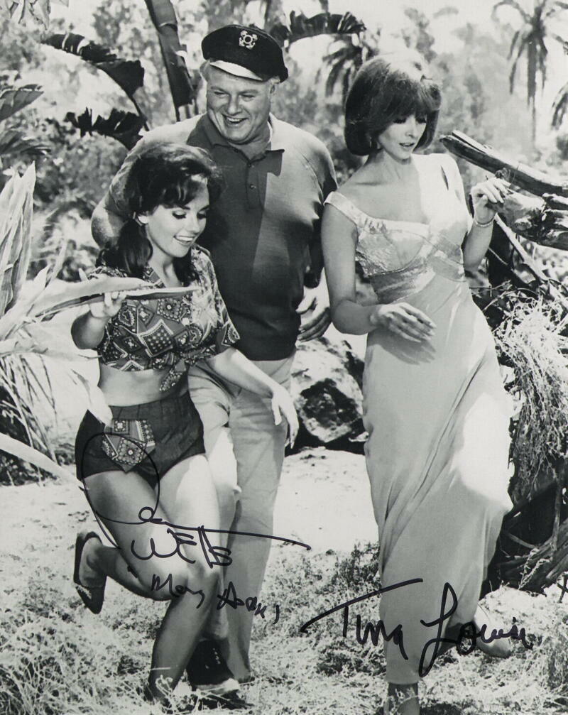 TINA LOUISE & DAWN WELLS SIGNED AUTOGRAPH 8X10 Photo Poster painting - GILLIGAN'S ISLAND LADIES