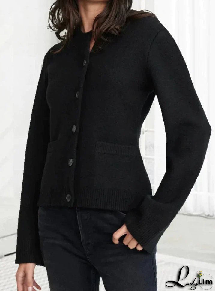 Versatile and Comfortable Cardigan