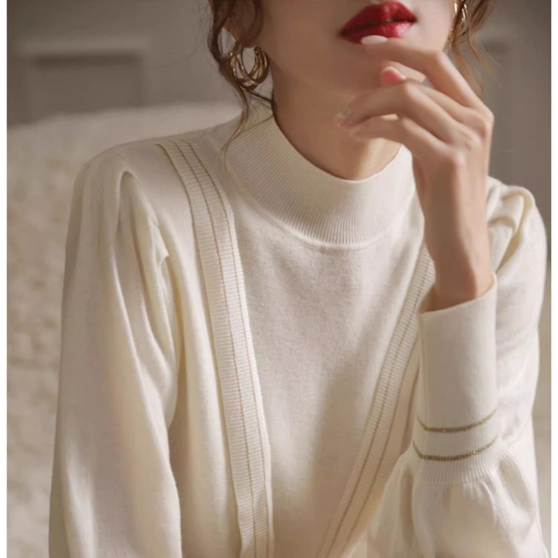 French Splice Half High Neck Knitted Sweater Women's 2024 Autumn and Winter New Design Sense Bubble Sleeves Unique and Elegant T