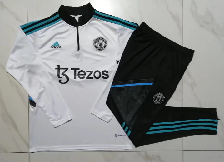 23/24 Manchester United Half-Pull Training Suit White Football Jersey Set