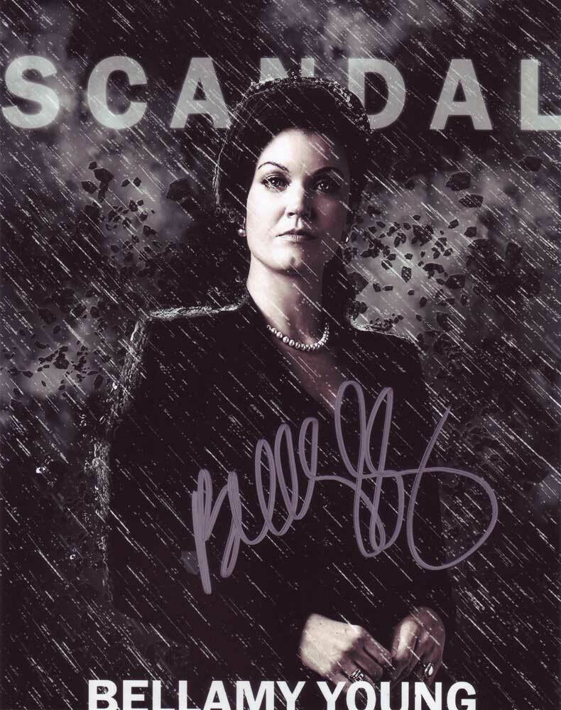 Bellamy Young In-Person AUTHENTIC Autographed Photo Poster painting SHA #95548