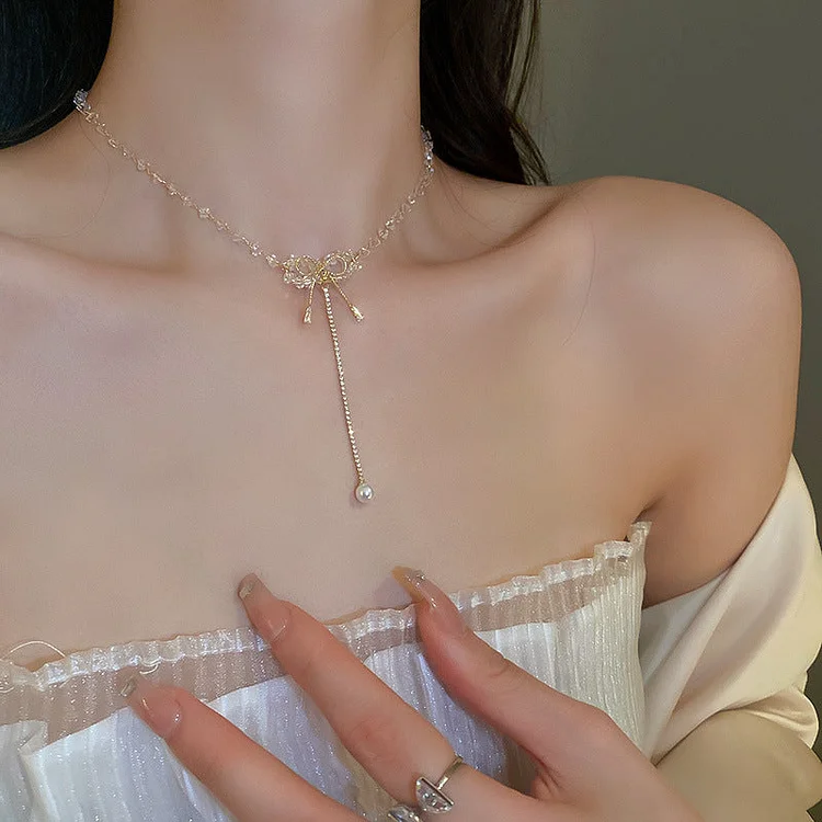 Zircon Crystal Panel Butterfly Fringe Pearl Necklace