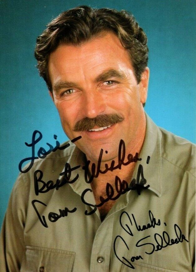 TOM SELLECK Autographed Signed Photo Poster paintinggraph - To Lori MAGNUM P.I.