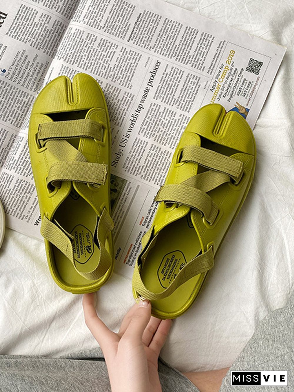 Casual Plain Split Toe Sandals