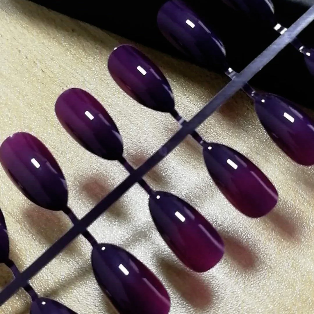 Dusty Cedar Fashion Stiletto False Nails Pointed Sharp Candy Red Fake Nails for daily wear On the Nail Tree 24pcs-Nail Inspo