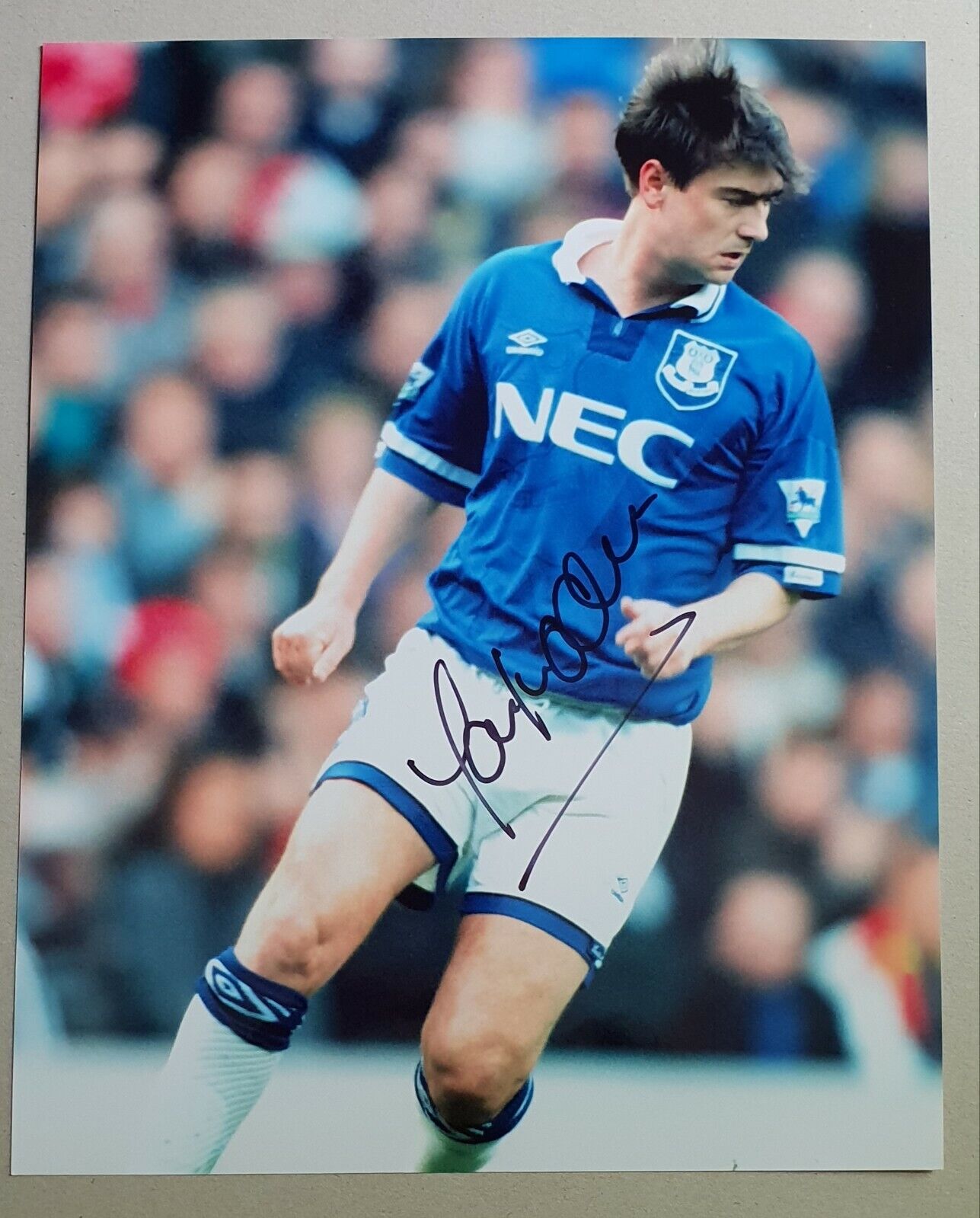 Ian Snodin hand-signed 10x8 Photo Poster painting pictured playing for Everton