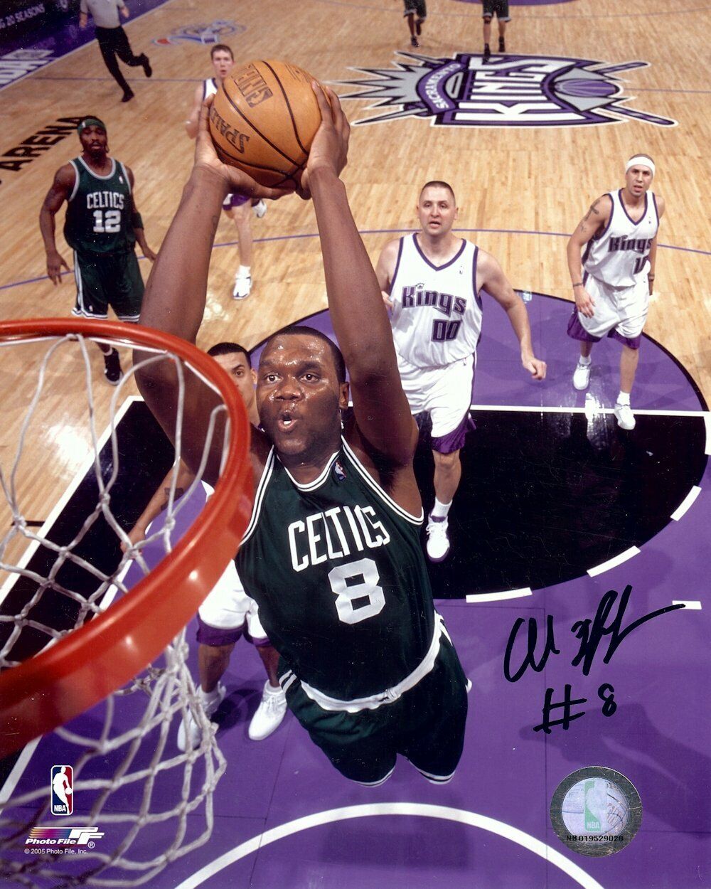 Al Jefferson Signed Autographed 8X10 Photo Poster painting Celtics Road Dunk vs. Kings w/COA