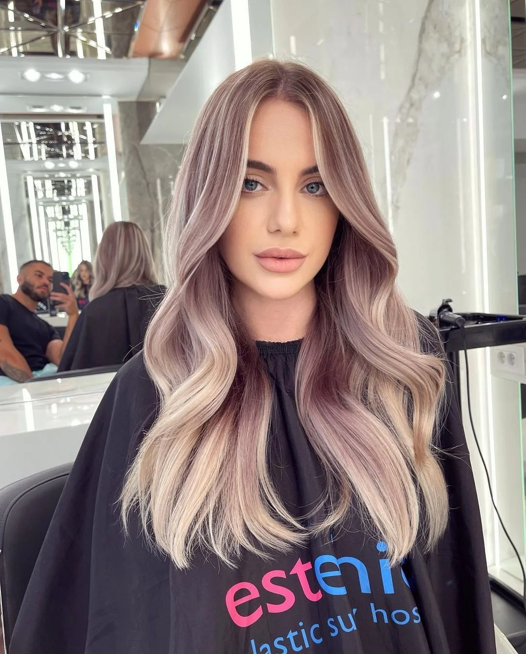 Jewtribute Hair®|Long Wavy Wig Middle Part Heat Resistant for Daily Party Use