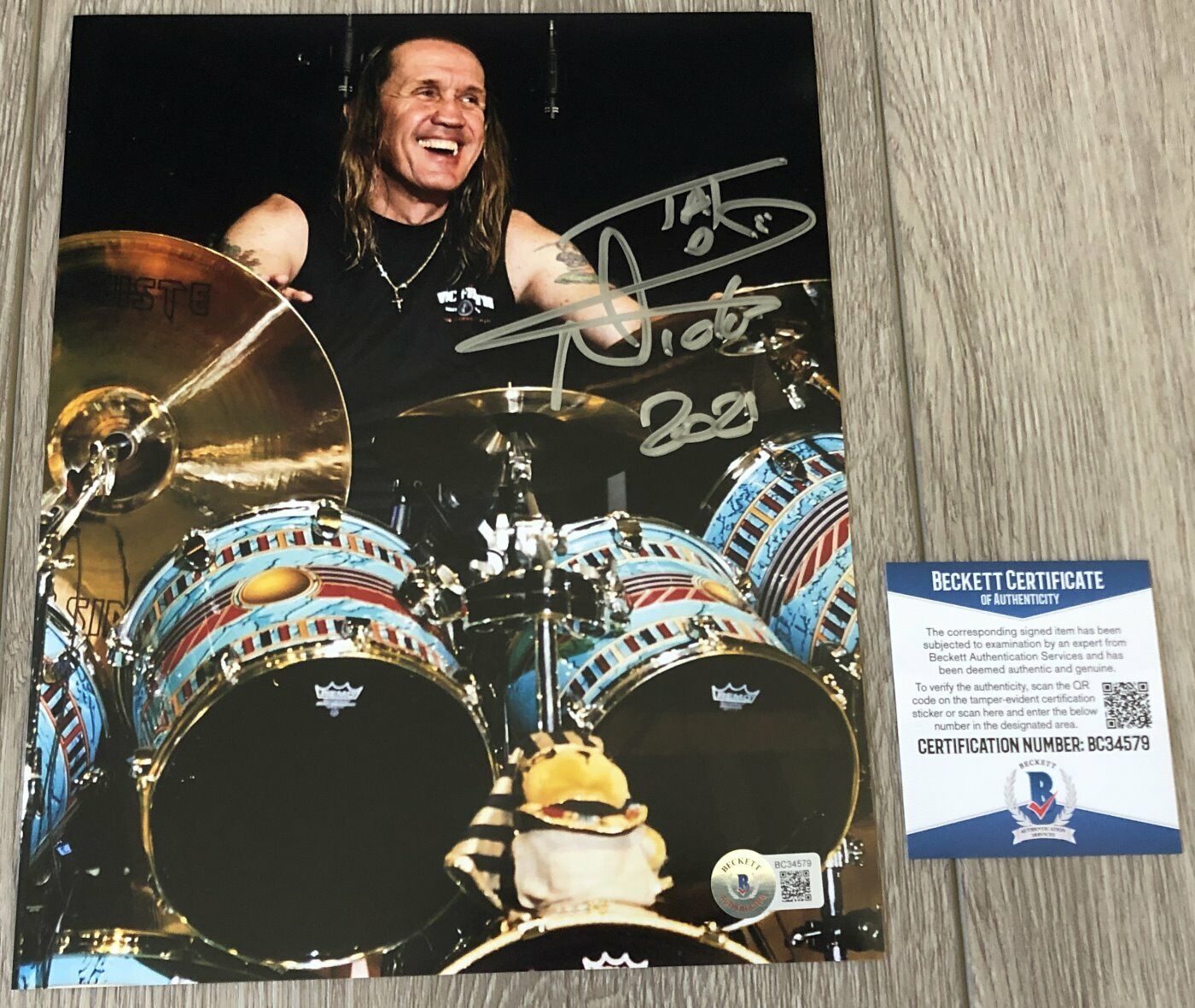 NICKO MCBRAIN SIGNED IRON MAIDEN DRUMMER 8x10 Photo Poster painting A w/PROOF BECKETT BAS COA