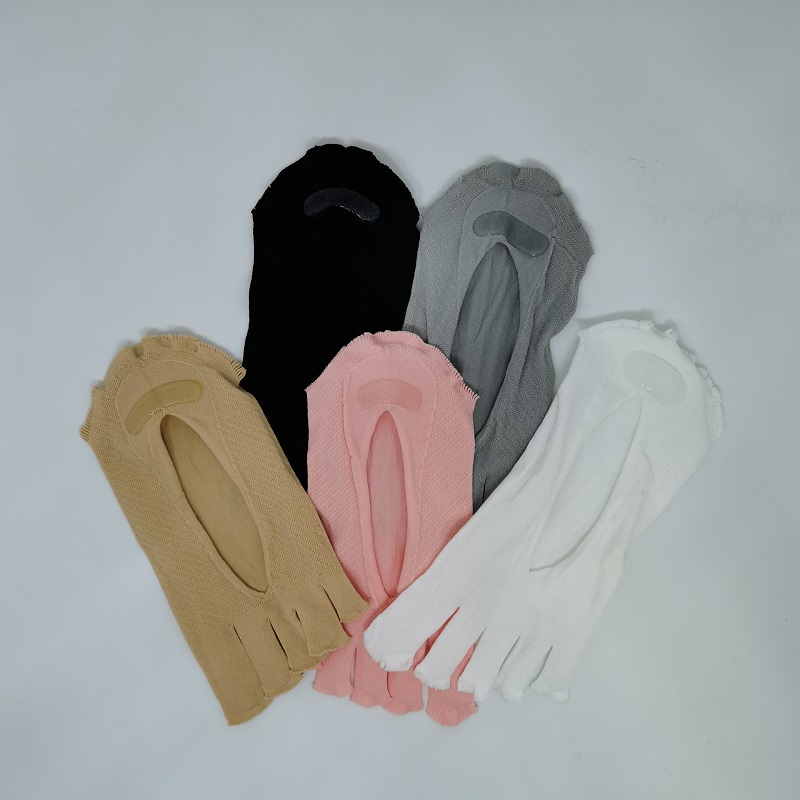 

Women Short Split Toe Five Finger Socks Ankle Socks, 501 Original