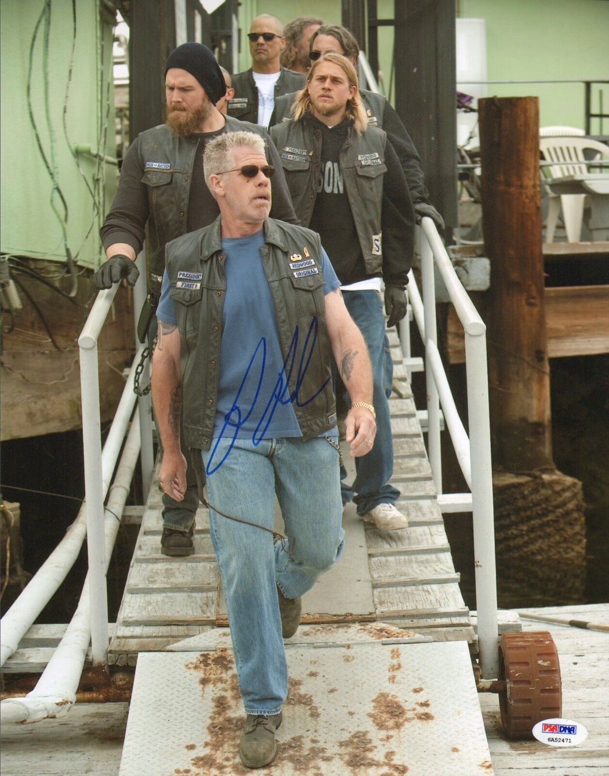 Ron Perlman Signed 11x14 Photo Poster painting PSA/DNA COA Picture Autograph Sons of Anarchy 20