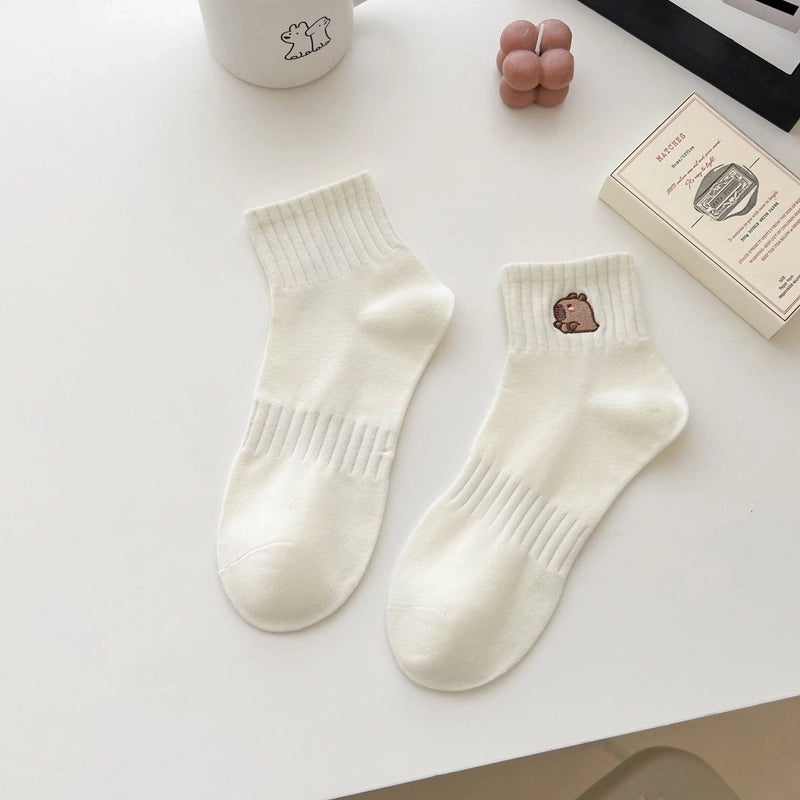 Socks Women’s Mid-tube Socks Cotton Socks Spring And Summer Sweat-absorbent Sports Cotton Socks White Women’s Socks Embroidered Kabibala Tide Socks