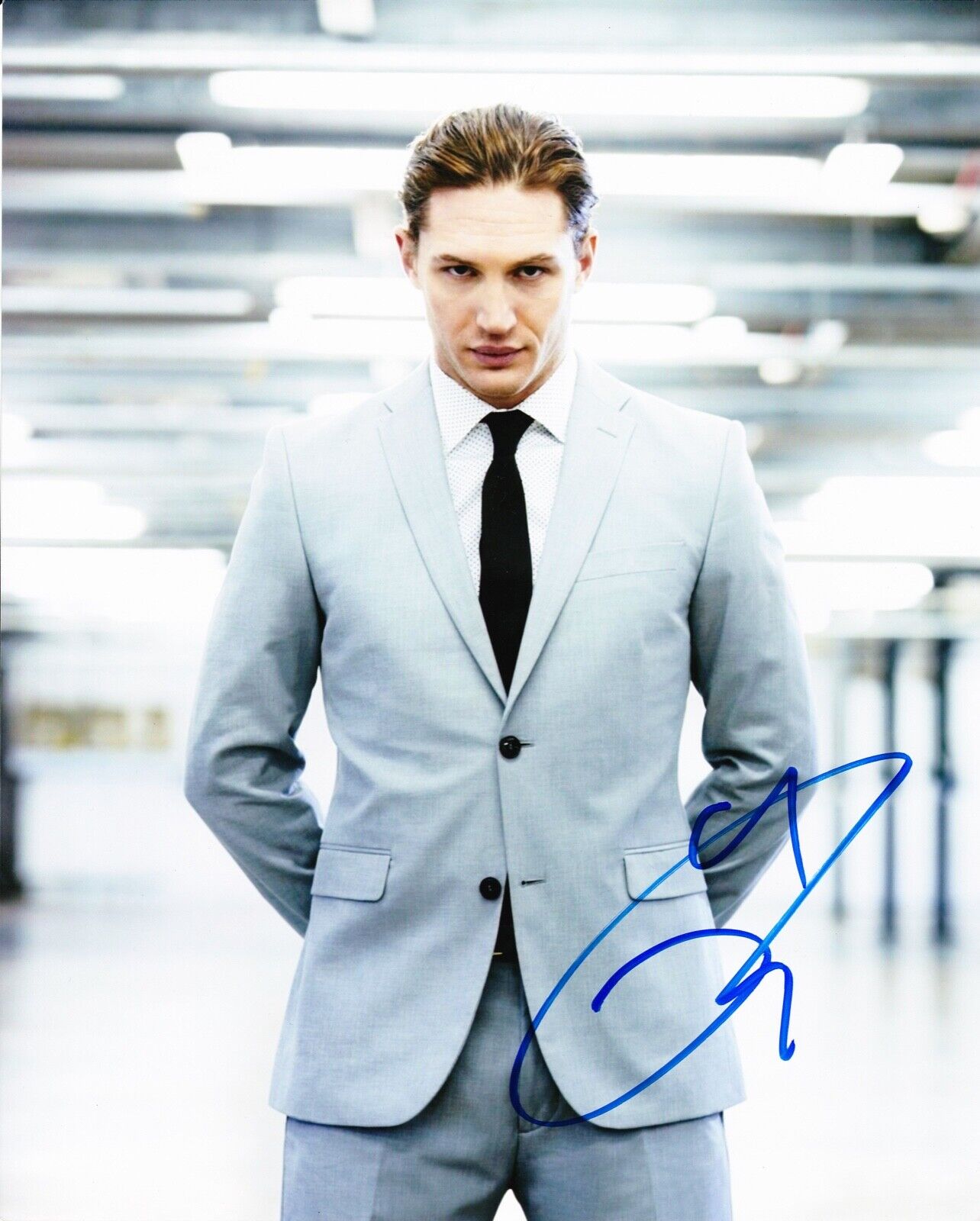 Tom Hardy Signed 10X8 Photo Poster painting AFTAL COA (5656)