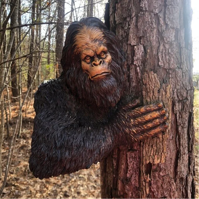 bashful yeti tree statue