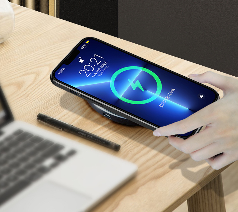 Suitable For iPhone 13/14 Hidden Bracket Mobile Phone Case