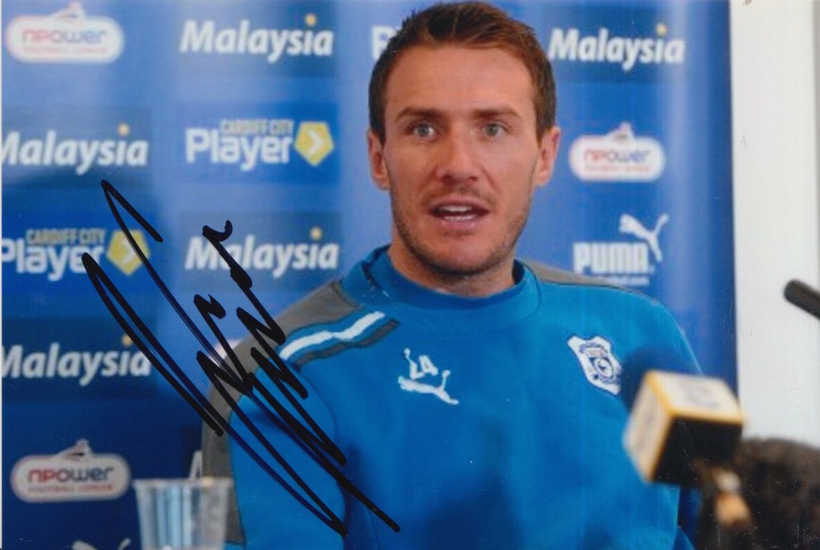 CARDIFF CITY HAND SIGNED LIAM LAWRENCE 6X4 Photo Poster painting 3.