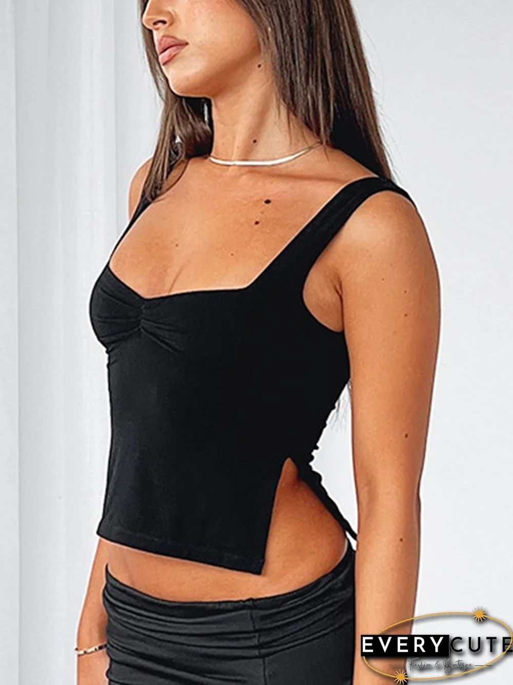 Low Cut Sleeveless Sweetheart Neck Cropped Tank Top