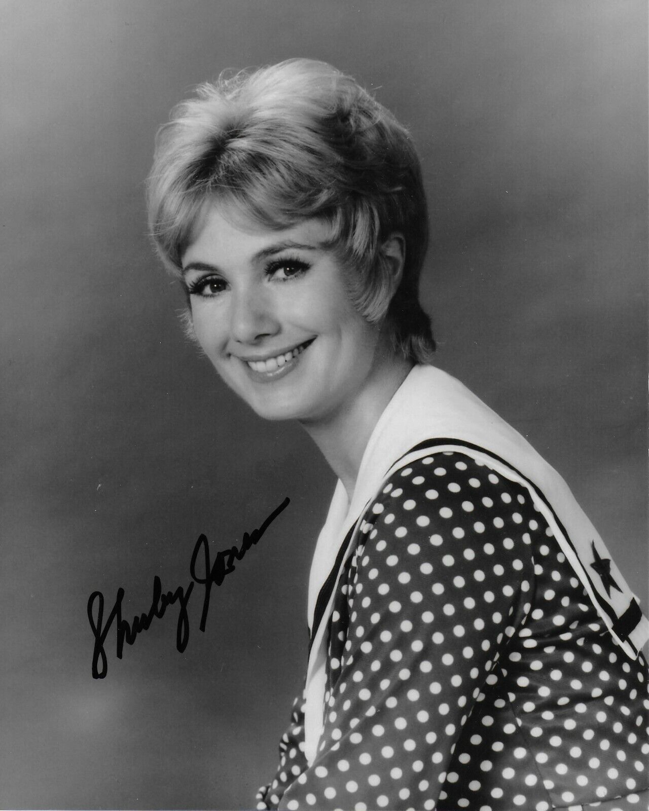 Shirley Jones Signed 8x10 Photo Poster painting - CAROUSEL / THE PARTRIDGE FAMILY / OKLAHOMA #18