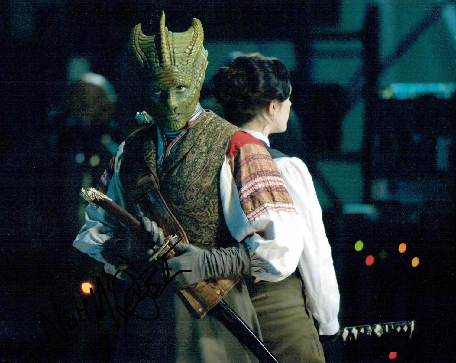 Neve McINTOSH SIGNED Autograph 10x8 Photo Poster painting A AFTAL COA Dr Who Madame VASTRA