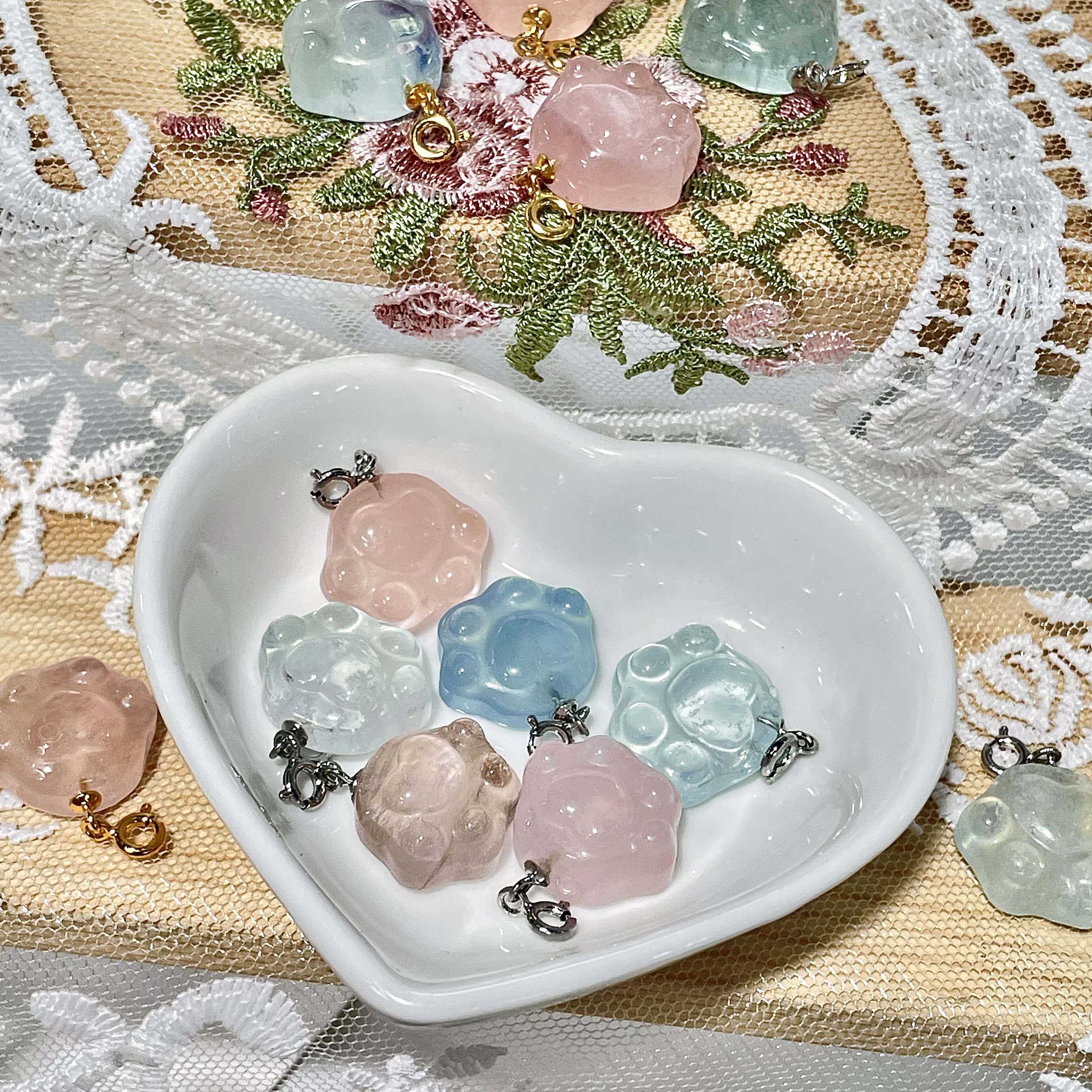 9 kinds of crystals that make people happy