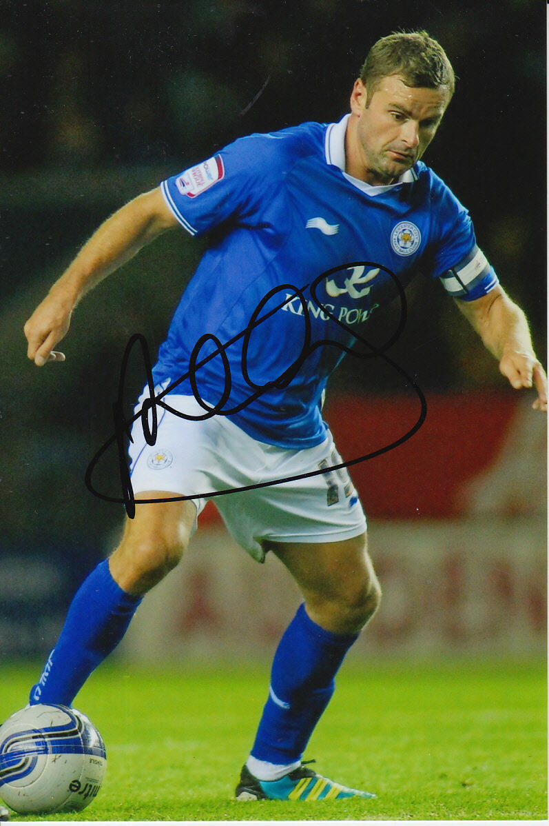 LEICESTER CITY HAND SIGNED RICHIE WELLENS 6X4 Photo Poster painting 2.