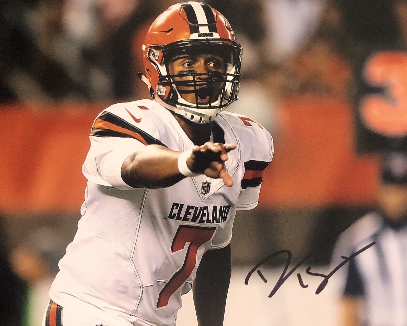 Deshone Kizer Signed Autographed Cleveland Browns 8x10 Photo Poster painting Coa First Game