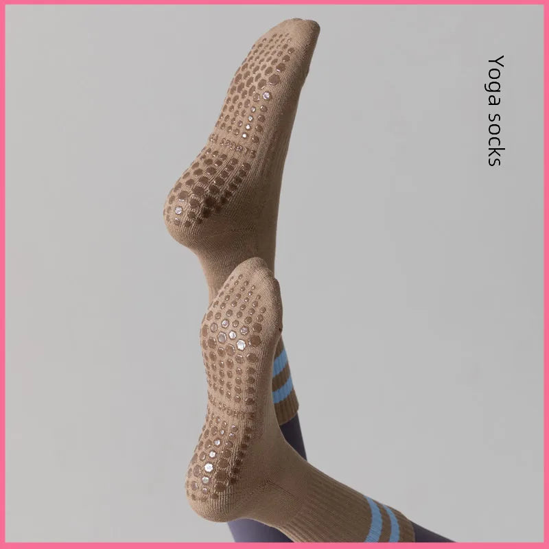 Autumn And Winter New Yoga Socks Solid Color Ladies Sports Socks Silicone Non-slip Terry Bottom Cotton Tube Socks Women
