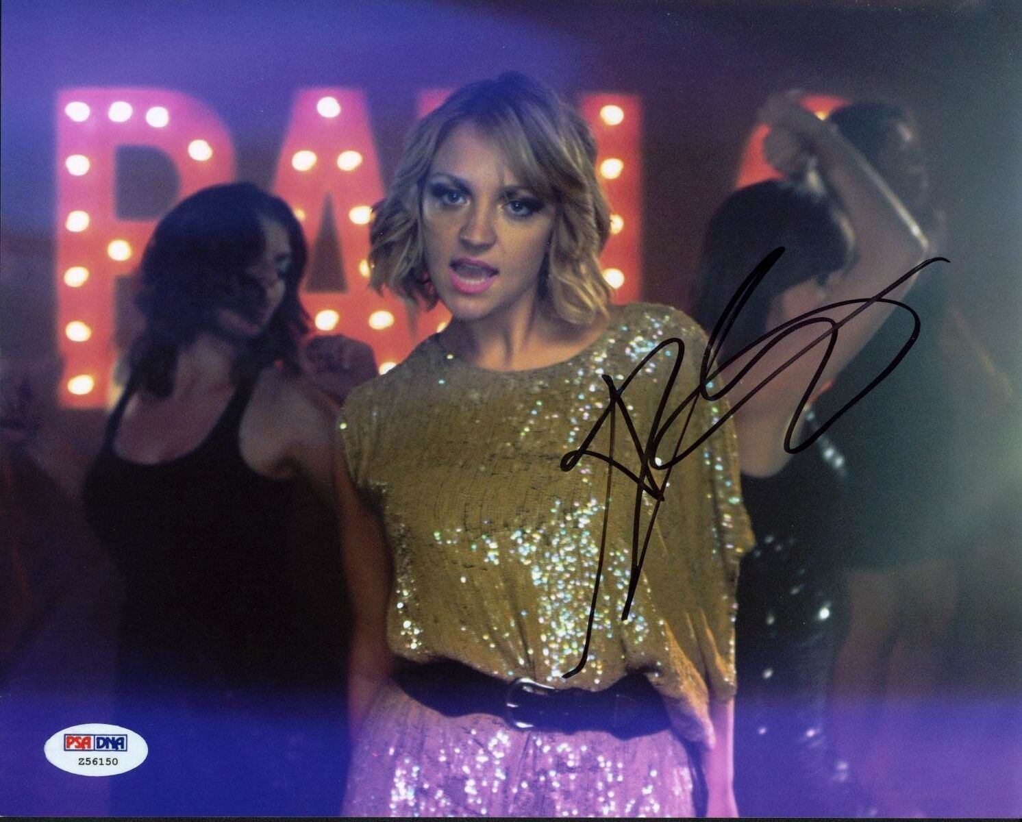 Abby Elliott Saturday Night Live Signed Authentic 8X10 Photo Poster painting PSA/DNA #Z56150