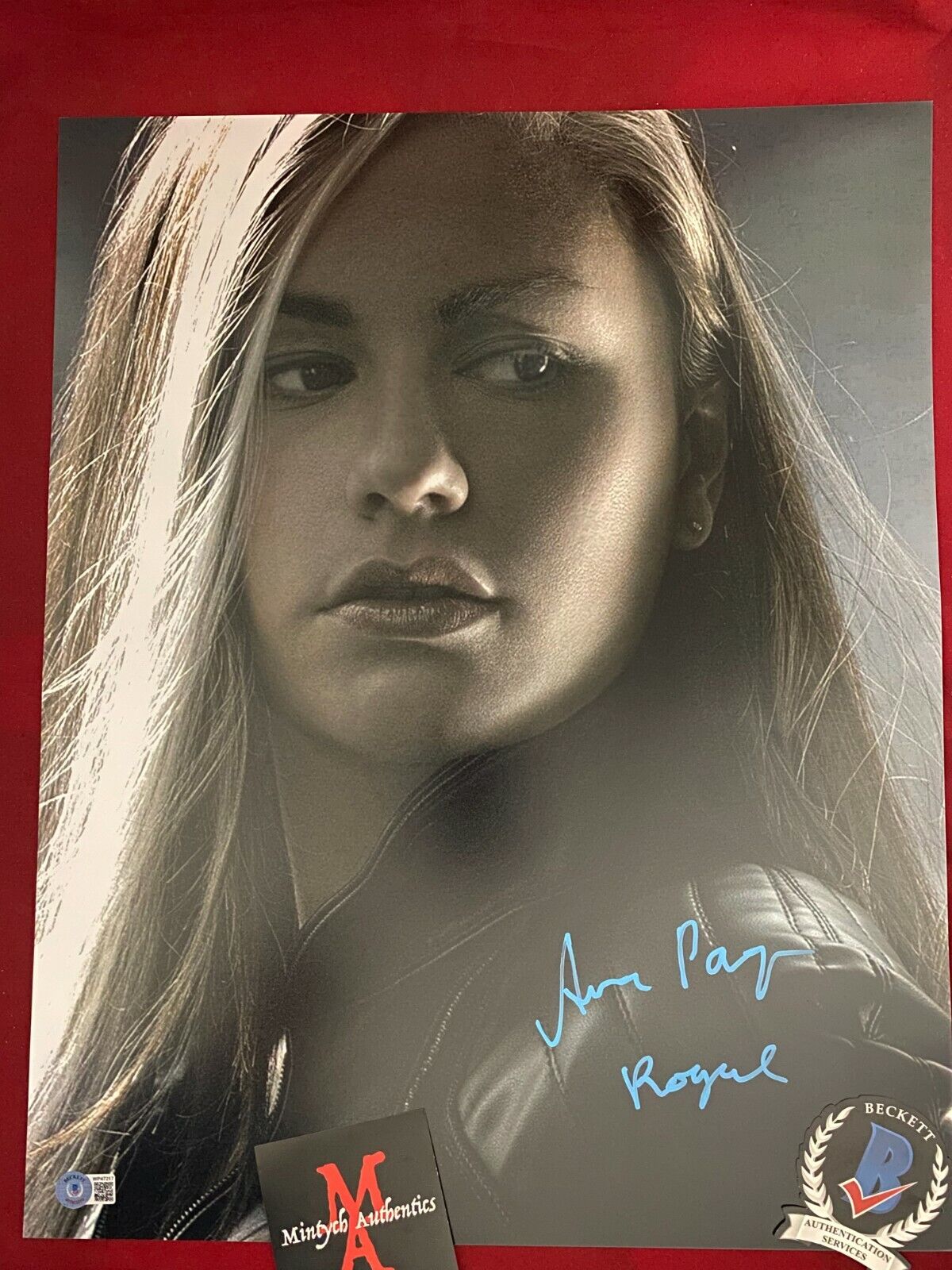 ANNA PAQUIN AUTOGRAPHED SIGNED 16x20 Photo Poster painting! X-MEN! ROGUE! BECKETT COA!