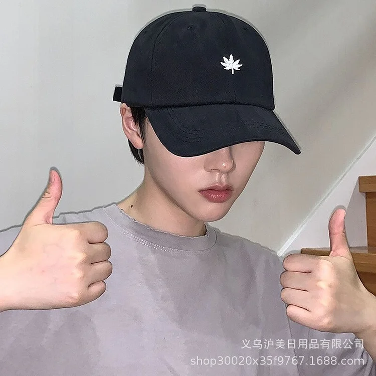 Hat Mens KoreanSpring Autumn Sunshade Hat Summer Sunscreen Japanese Baseball Cap Womens Black cap InsBrand