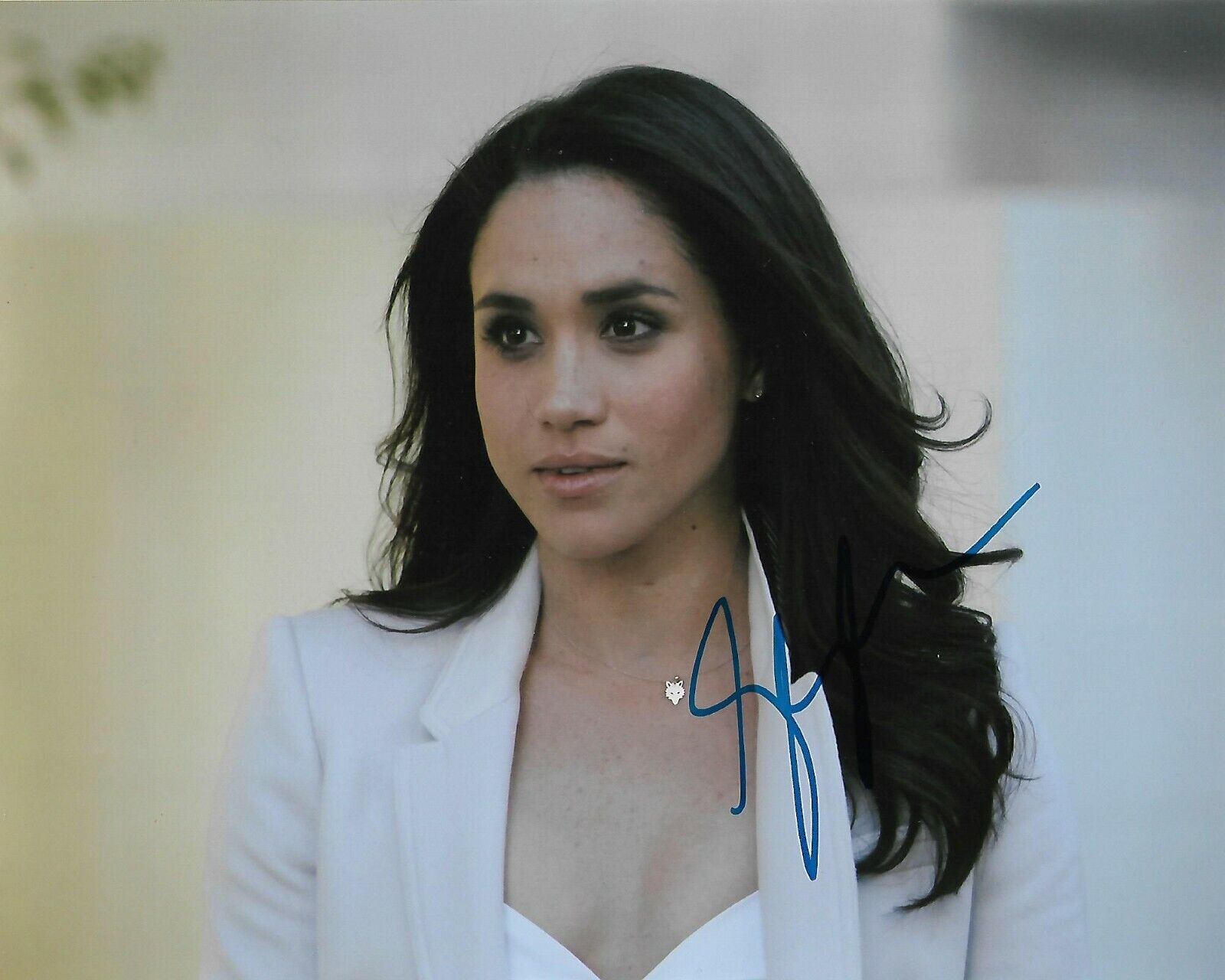 MEGHAN MARKLE Autographed 8 x 10 Signed Photo Poster painting COA