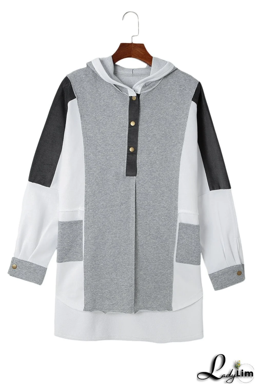 Effortless and Trendy Hoodie