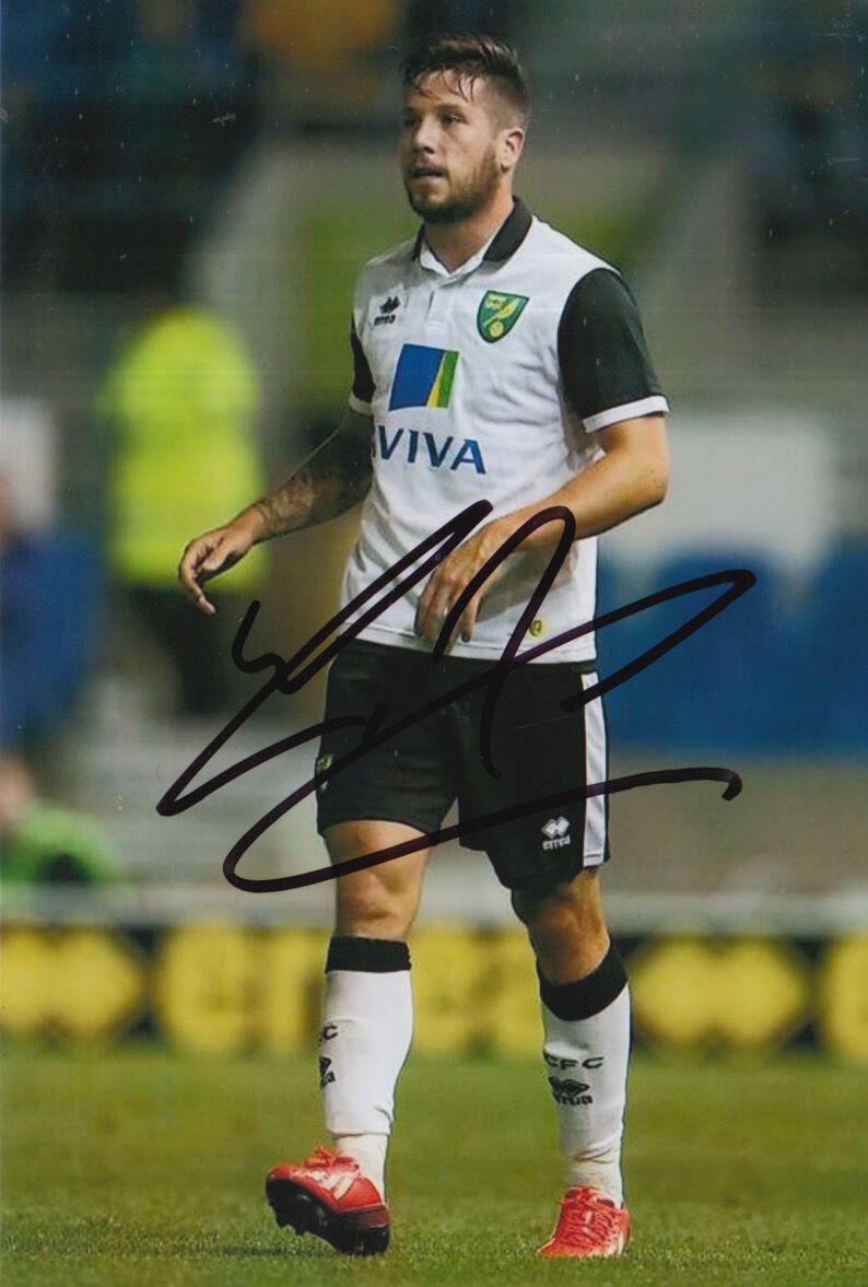 NORWICH CITY HAND SIGNED JACOB BUTTERFIELD 6X4 Photo Poster painting.