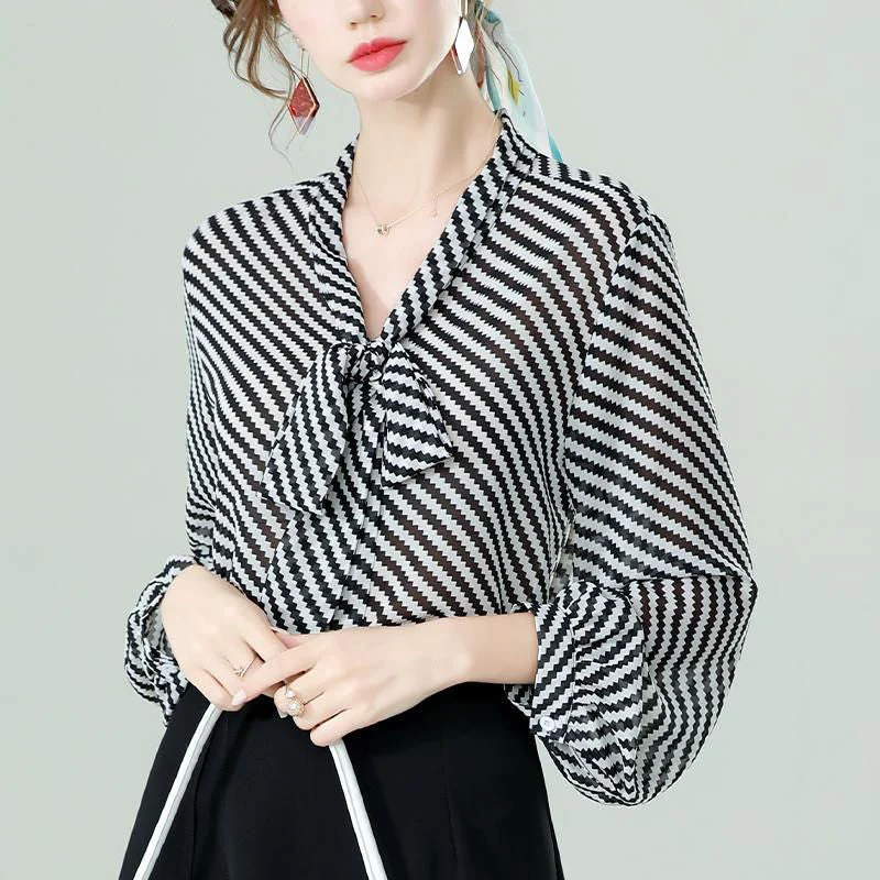 Fashion Striped V-Neck Bow Lantern Sleeve Chiffon Shirt Women's Clothing 2022 Spring New Casual Loose Oversized Pullovers Blouse