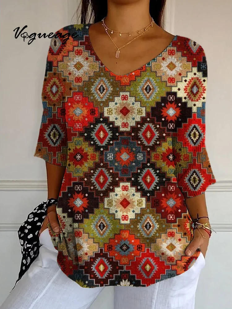 Comfortable And Simple Dark Geometric Pattern Stitching Printed Knitted Sweater